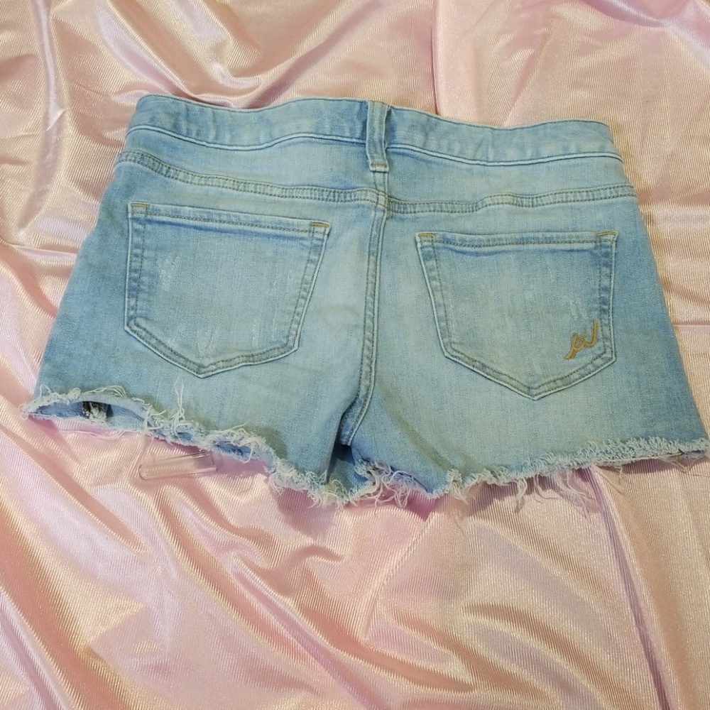 Express Super Stretch Stretch Distressed Shorts - image 2